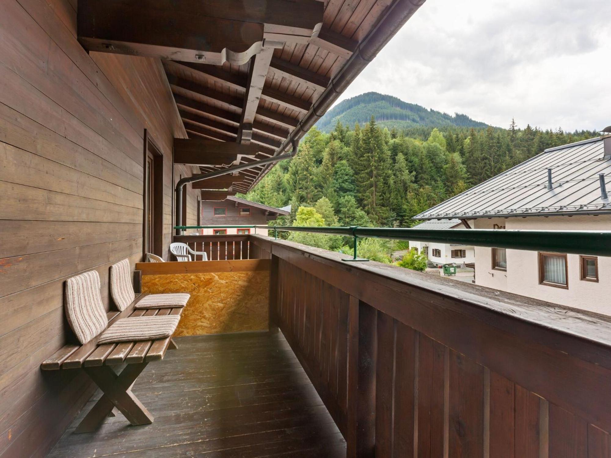 Apartment In Saalbach Hinterglemm Near Ski Area Экстерьер фото