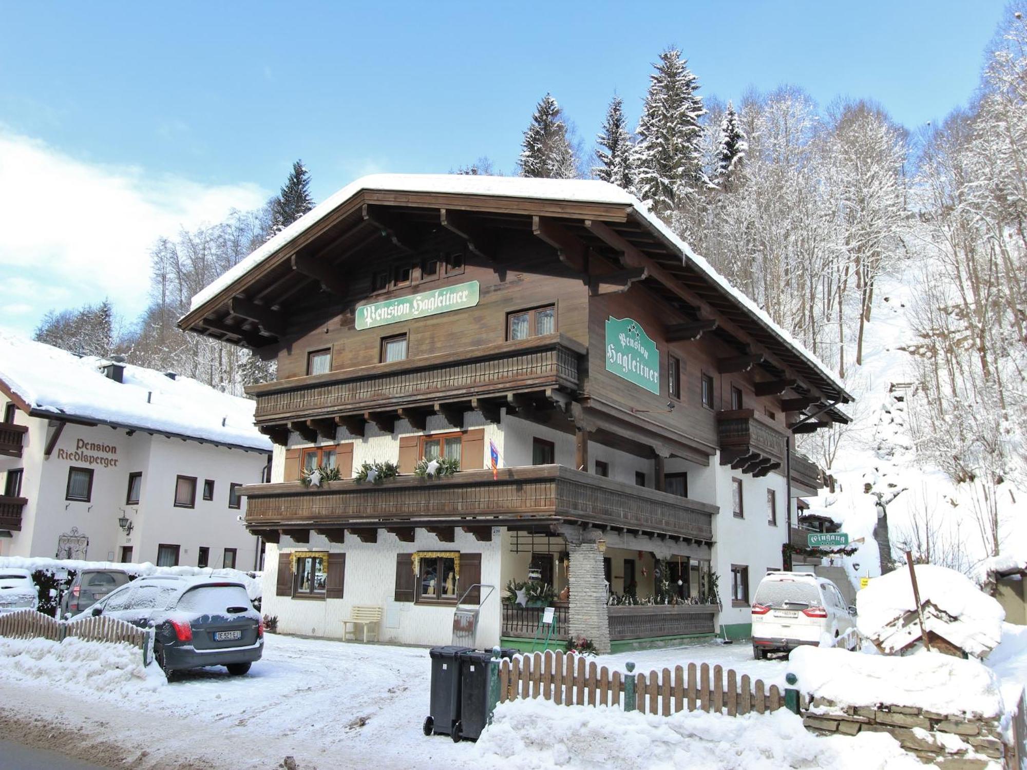 Apartment In Saalbach Hinterglemm Near Ski Area Экстерьер фото